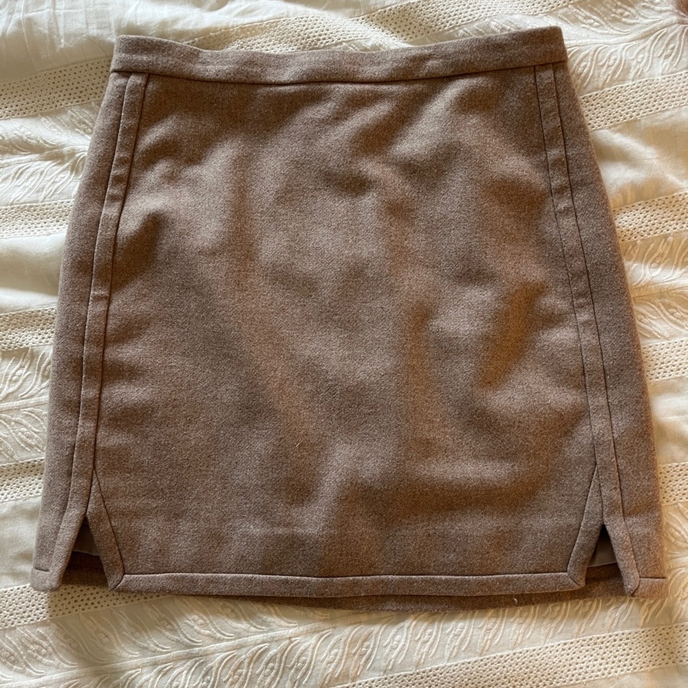 J Crew Tan Wool Skirt - Mini Skirt Size 2